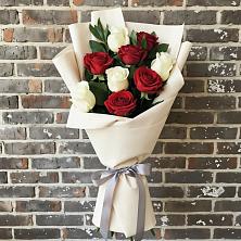 Букет цветов из:  Розы в Кормиловке