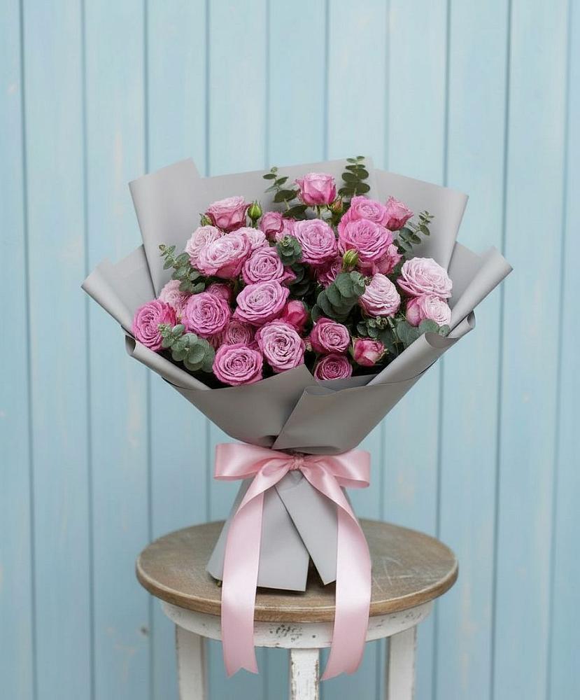 Букет цветов из: Розы в Кормиловке