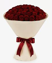 Букет 101 Бордовая роза Блэк Бакарра в Кормиловке