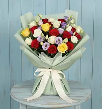 Букет цветов из:  Розы в Кормиловке