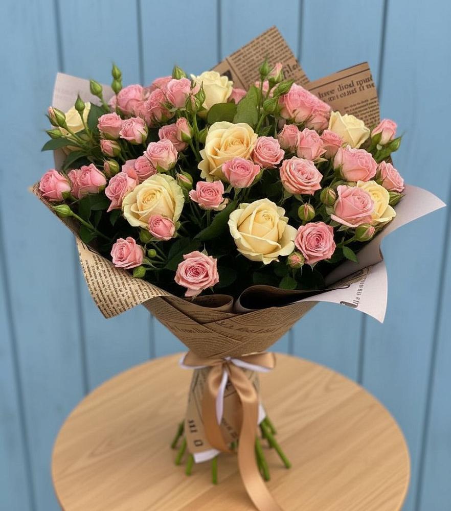 Букет цветов из: Розы в Кормиловке