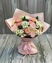 Букет цветов из:  Гвоздики, Розы и Хризантемы в Кормиловке