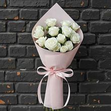 Букет цветов из:  Розы в Кормиловке