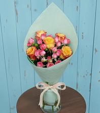 Букет цветов из:  Розы в Кормиловке