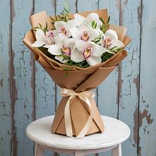 Букет цветов из:  Орхидеи и Розы в Кормиловке